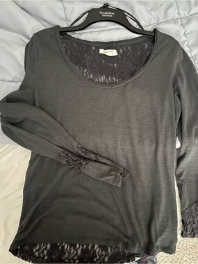Vintage gray Lace-Trim Long Sleeve Top